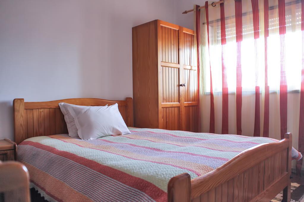 Hotel Solar Da Charneca Leiria Rum bild