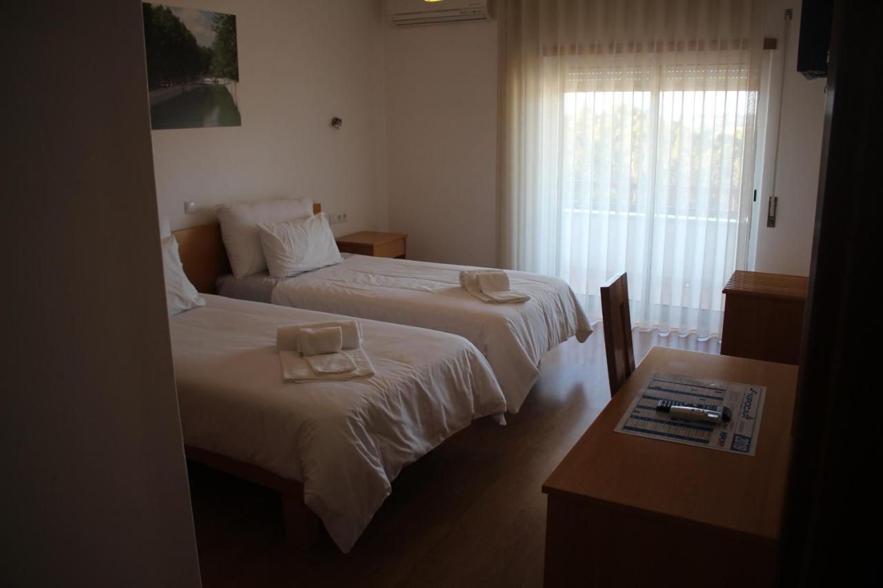 Hotel Solar Da Charneca Leiria Exteriör bild