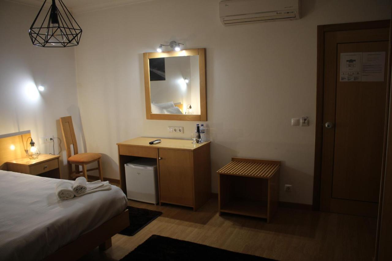 Hotel Solar Da Charneca Leiria Exteriör bild